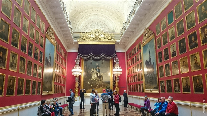 Военная галерея&nbsp;— состоит из 332&nbsp;портретов русских генералов, участвовавших в Отечественной войне 1812&nbsp;года